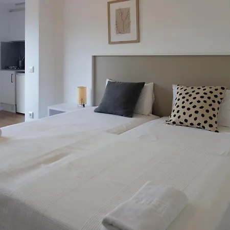 El Sol Ii 또사데마르