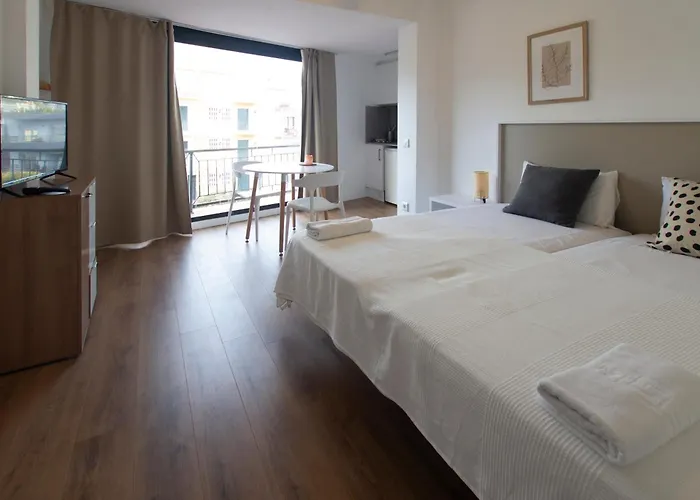 El Sol Ii 아파트 또사데마르